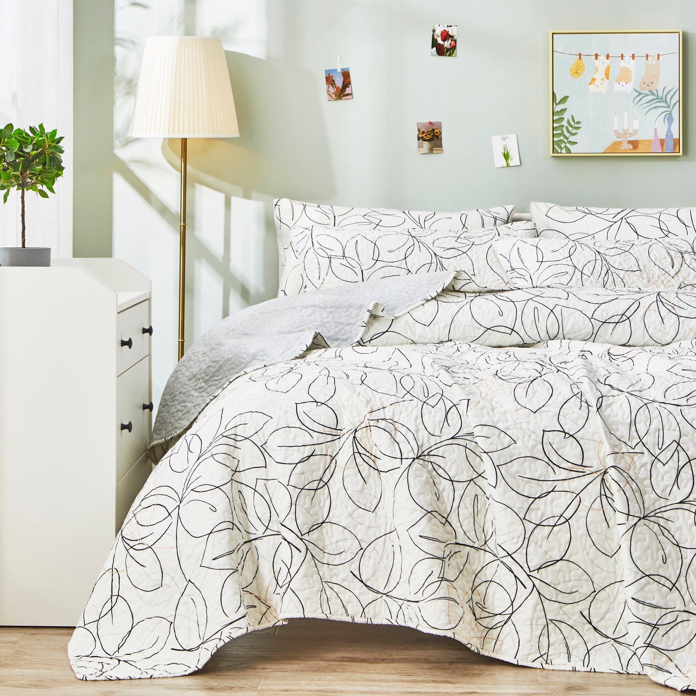 Tache Modern Abstract Leaf Line Art Foliage White Grey Black Gold Reversible Quilt Set (TJ357)